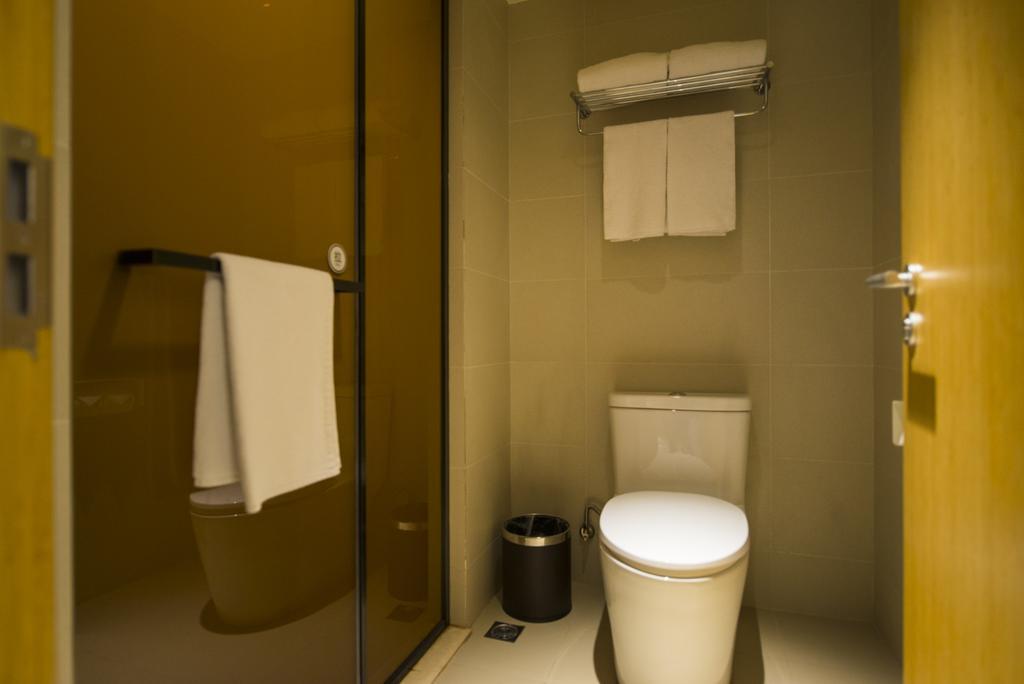 Ji Hotel Shanghai Hongqiao Wuzhong Road Exterior photo